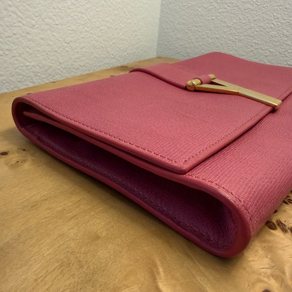 Yves Saint Laurent- YSL Y Clasp Pink Leather Clutch